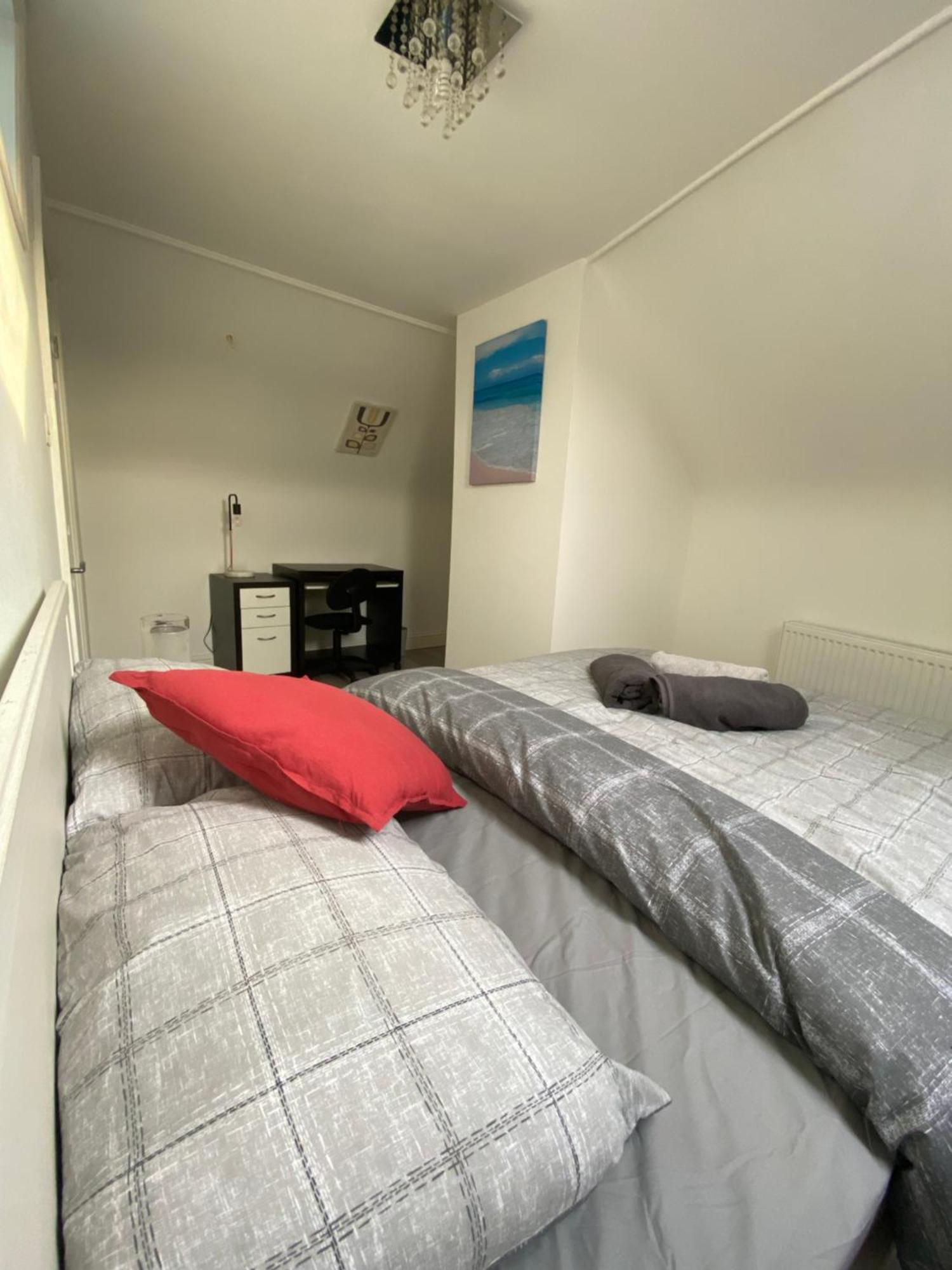 Eejs Modern London 3 Bed Flat Near Crystal Palace Stadium - Great Transport Links Norwood Екстер'єр фото